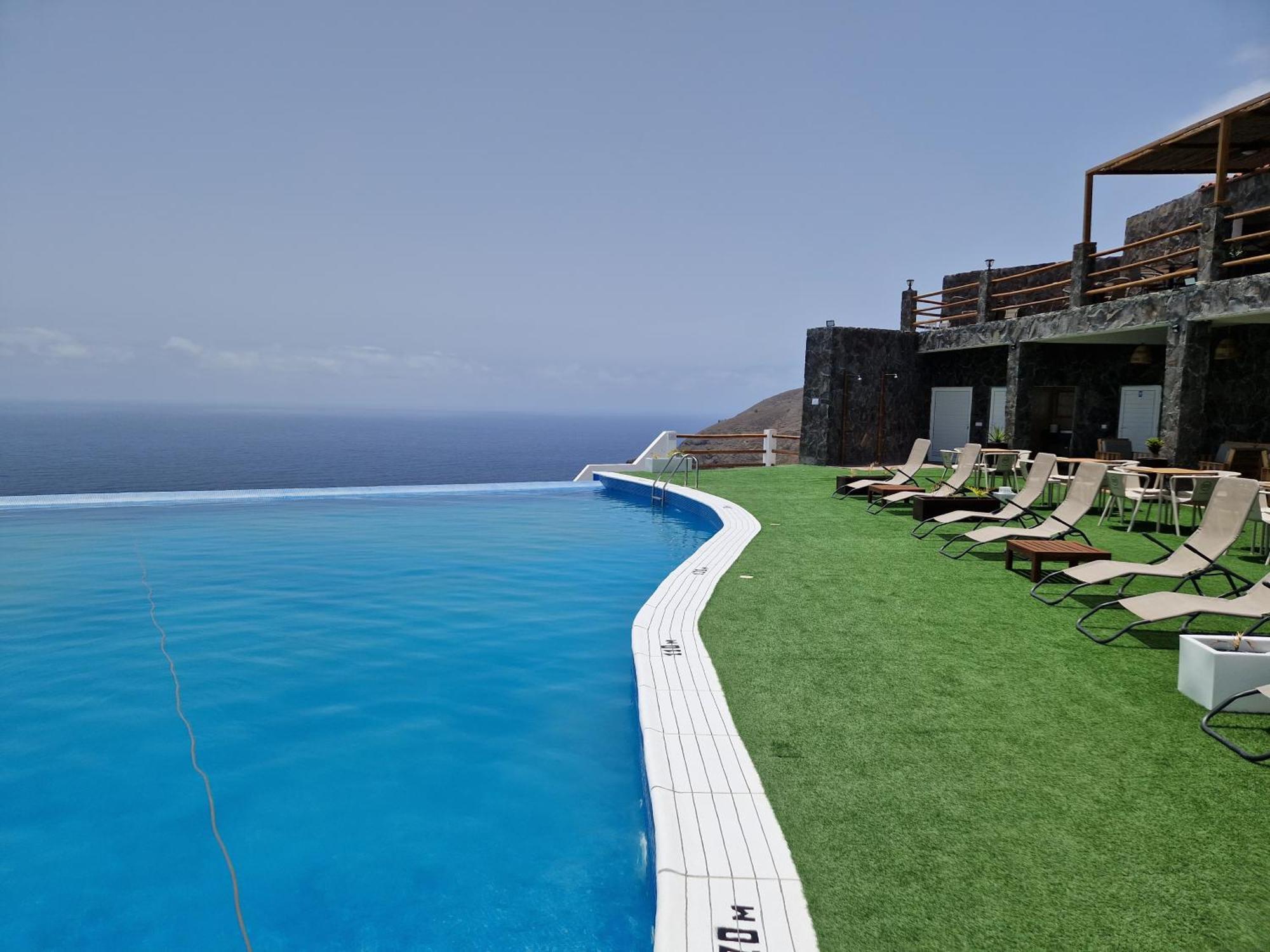 Rm Green Hotel Lombo Branco Bagian luar foto